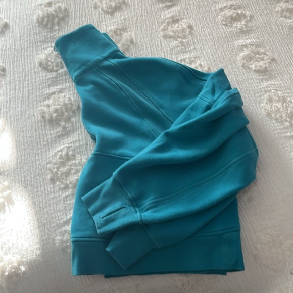 Lululemon Half Zip Scuba M/L - Picture 4 of 4
